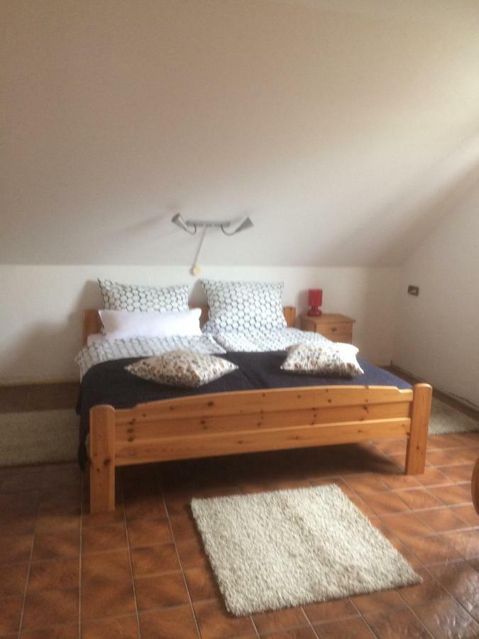 Dg Rechts 108A 2 Zimmer Apartment Dachgeschoss Holzminden Eksteriør billede